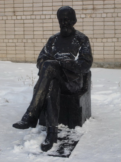 Памятник Циолковскому